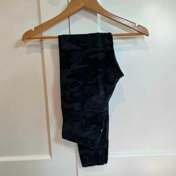 Lululemon Align High Rise Pants, 28” - Picture 5 of 8